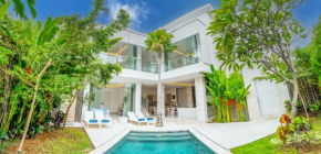 Villa Bunga-bunga kecil C